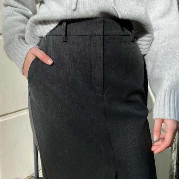 Aritzia - Taleo High-Waisted Checkered Skirt - Picture 6 of 10